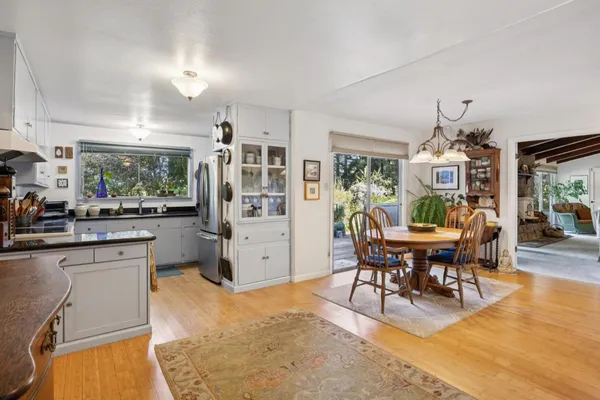 $2,295,000 | 188 Martinez Road, Woodside, CA 94062