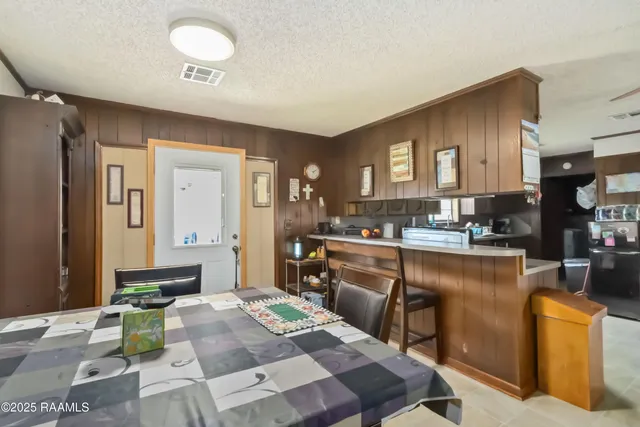 $215,000 | 300 Belmont Drive, Opelousas, LA 70570