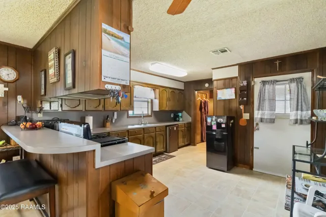 $215,000 | 300 Belmont Drive, Opelousas, LA 70570