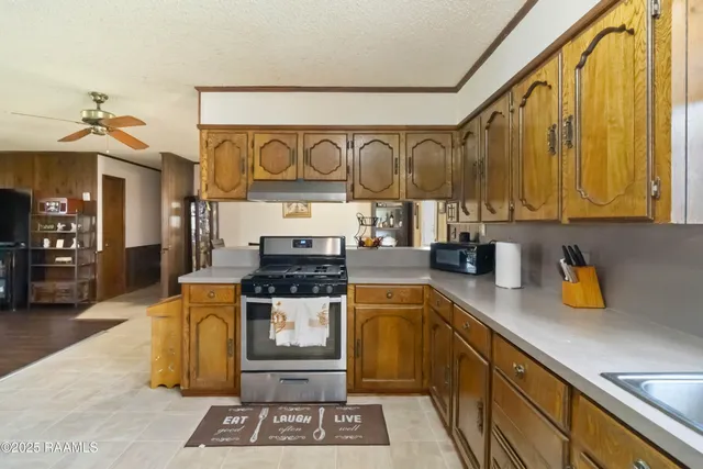 $215,000 | 300 Belmont Drive, Opelousas, LA 70570