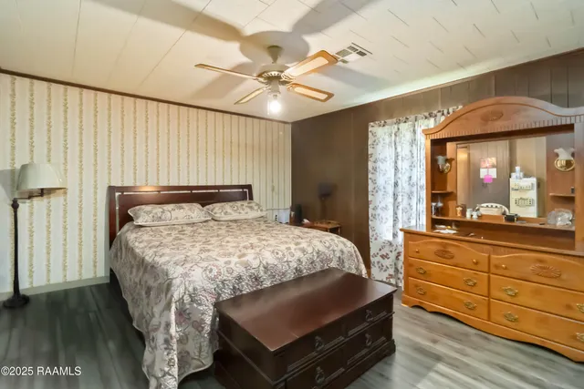 $215,000 | 300 Belmont Drive, Opelousas, LA 70570