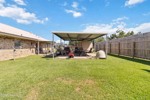 $215,000 | 300 Belmont Drive, Opelousas, LA 70570