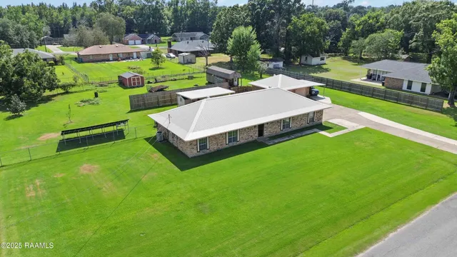 $215,000 | 300 Belmont Drive, Opelousas, LA 70570