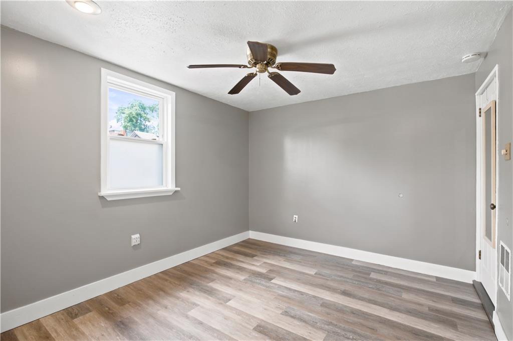 425 Iberia Street, Unit 1 Pittsburgh, PA 15211 - Photo 10 of 26