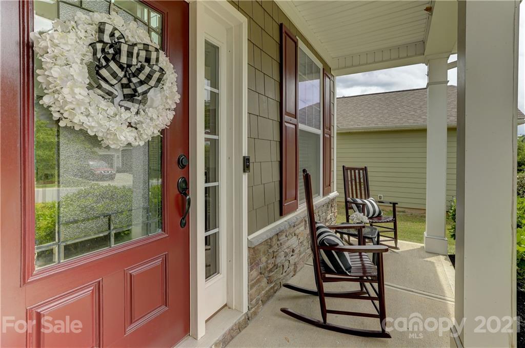 1817 Larkspur Way, Unit 214 Tega Cay, SC 29708 - Photo 2 of 48 Gallery Image 2