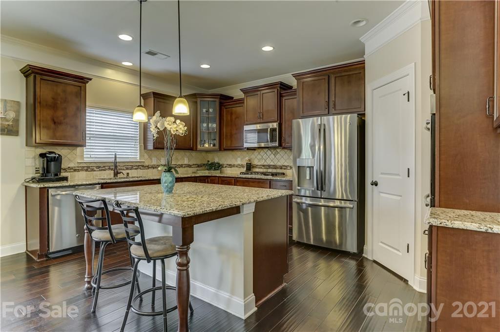 1817 Larkspur Way, Unit 214 Tega Cay, SC 29708 - Photo 11 of 48 Gallery Image 11