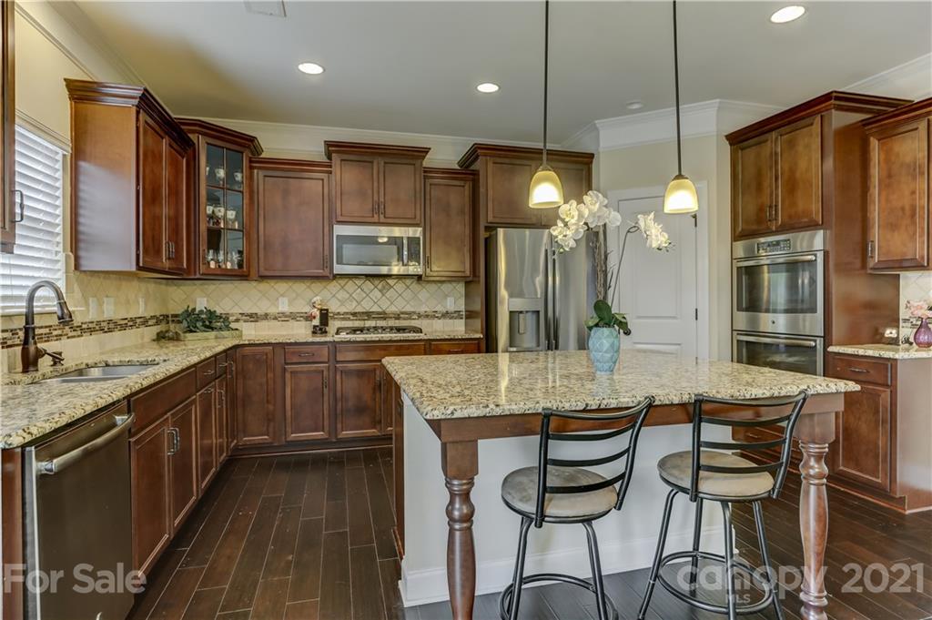 1817 Larkspur Way, Unit 214 Tega Cay, SC 29708 - Photo 12 of 48 Gallery Image 12