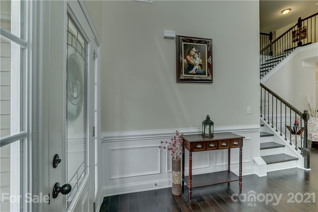 1817 Larkspur Way, Unit 214 Tega Cay, SC 29708 - Photo 4 of 48 Gallery Image 4