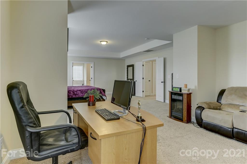 1817 Larkspur Way, Unit 214 Tega Cay, SC 29708 - Photo 34 of 48 Gallery Image 34