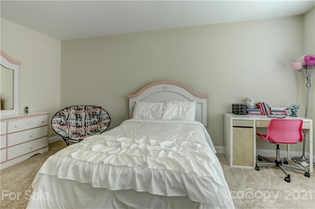 1817 Larkspur Way, Unit 214 Tega Cay, SC 29708 - Photo 40 of 48 Gallery Image 40