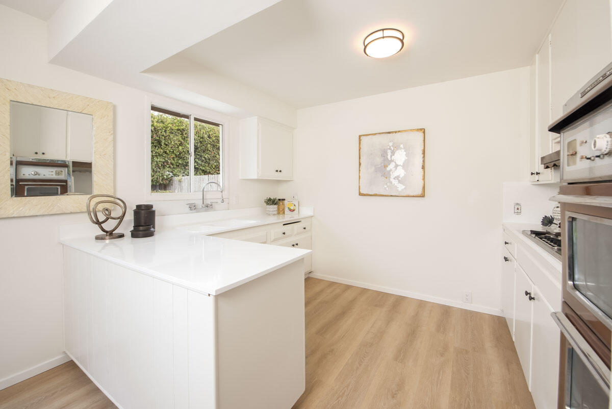 676 San Ramon Drive Santa Barbara, CA 93111 - Photo 10 of 20 676 San Ramone_WEB_18
