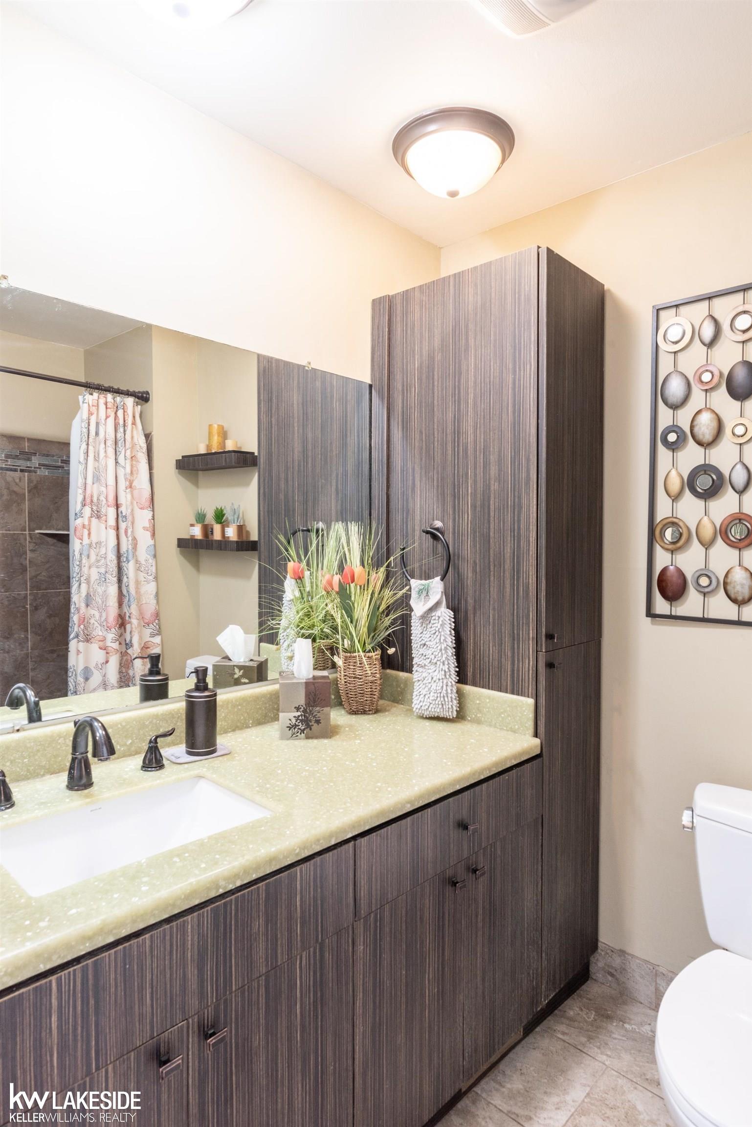 12973 Plumbrook Road Sterling Heights, MI 48312 - Photo 22 of 35 50086295-21.JPG