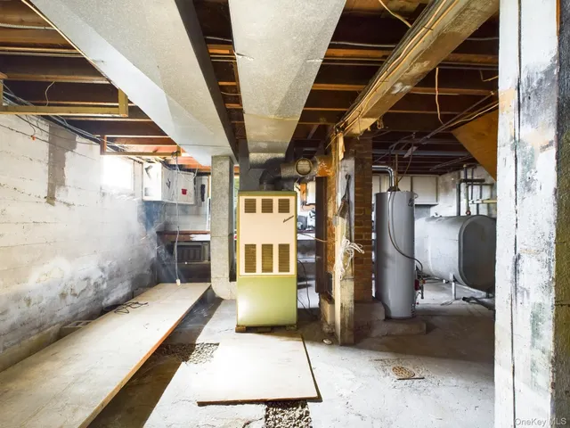 a view of a storage & utility room