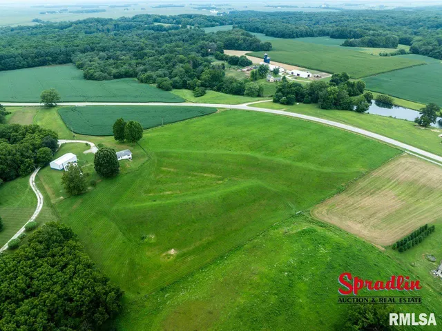 $250,000 | 12184 Clark Lane, Arenzville, IL 62611