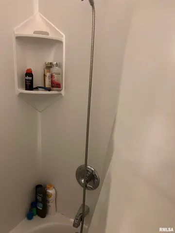 $250,000 | 12184 Clark Lane, Arenzville, IL 62611