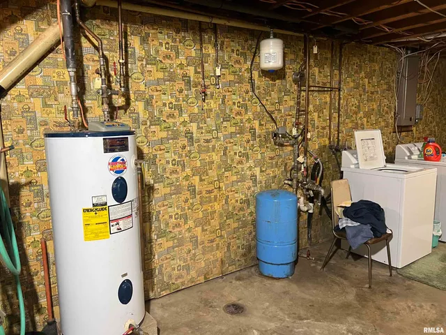 $250,000 | 12184 Clark Lane, Arenzville, IL 62611