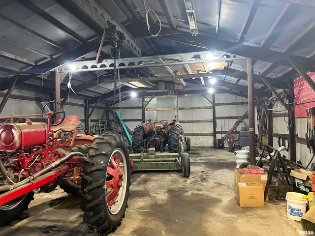 $250,000 | 12184 Clark Lane, Arenzville, IL 62611