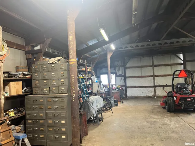 $250,000 | 12184 Clark Lane, Arenzville, IL 62611