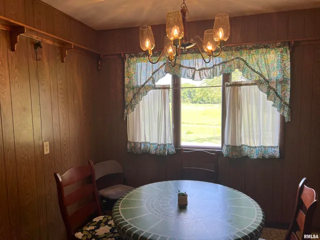 $250,000 | 12184 Clark Lane, Arenzville, IL 62611