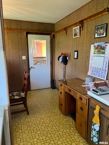 $250,000 | 12184 Clark Lane, Arenzville, IL 62611