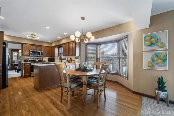 $580,000 | 1227 Windemere Avenue, Naperville, IL 60564