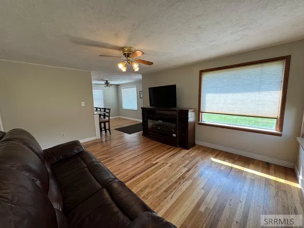 $375,000 | 65 East 2nd North, Rexburg, ID 83440