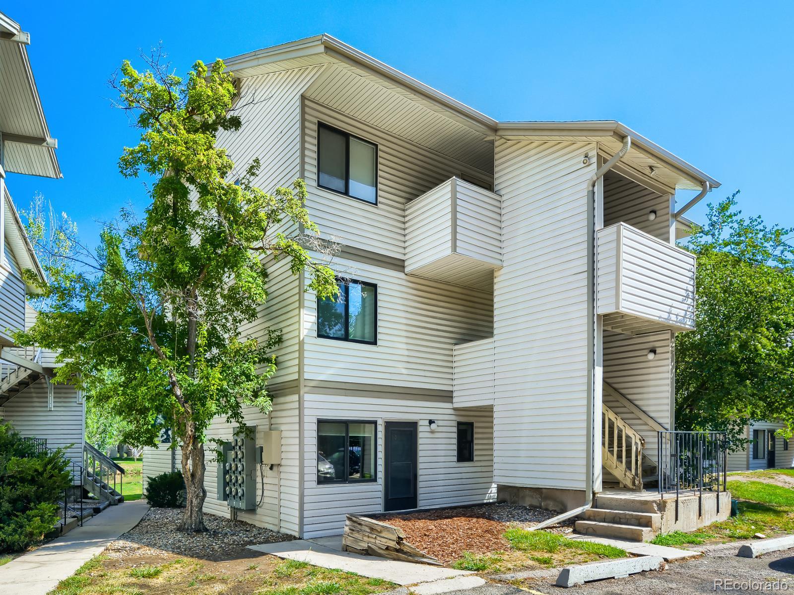 1705 Heatheridge Road, Unit 102 Fort Collins, CO 80526 - Photo 1 of 26