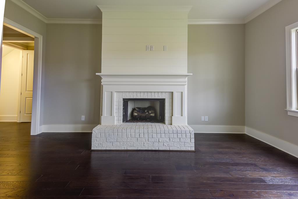 120 Vanner Road, Unit 165 Mount Juliet, TN 37122 - Photo 9 of 28 Living Room w/ Optional Chelsea Fireplace