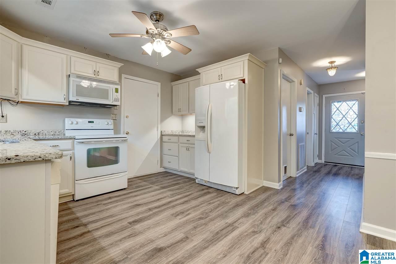 148 Bluegrass Drive Alabaster, AL 35007 - Photo 15 of 34