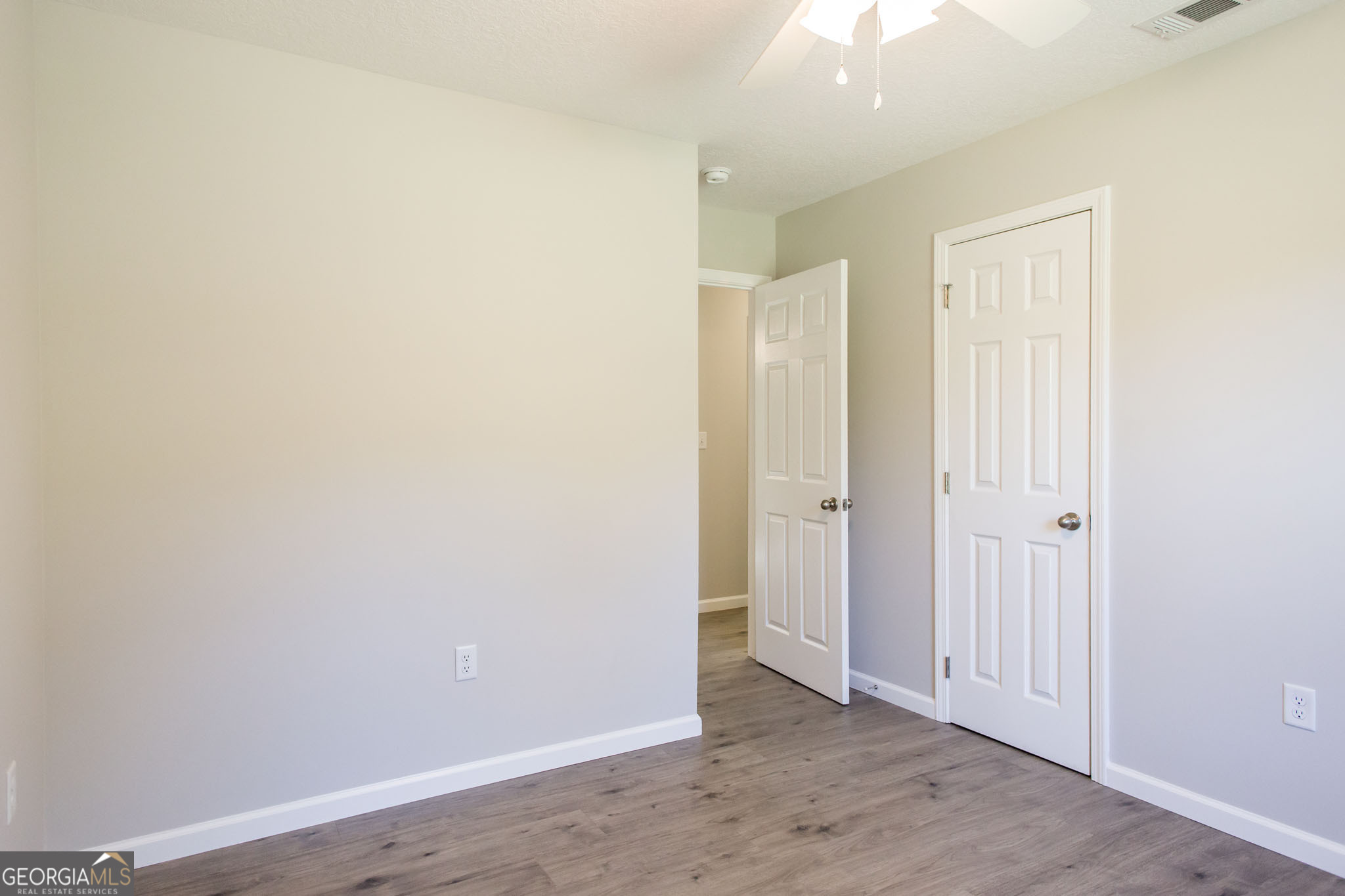 2350 Edgewood Street Waycross, GA 31501 - Photo 18 of 27 a view of an empty room