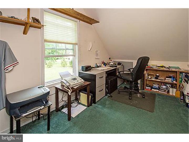 1033 Kirk Road Garnet Valley, PA 19060 - Photo 19 of 25 Office / Study