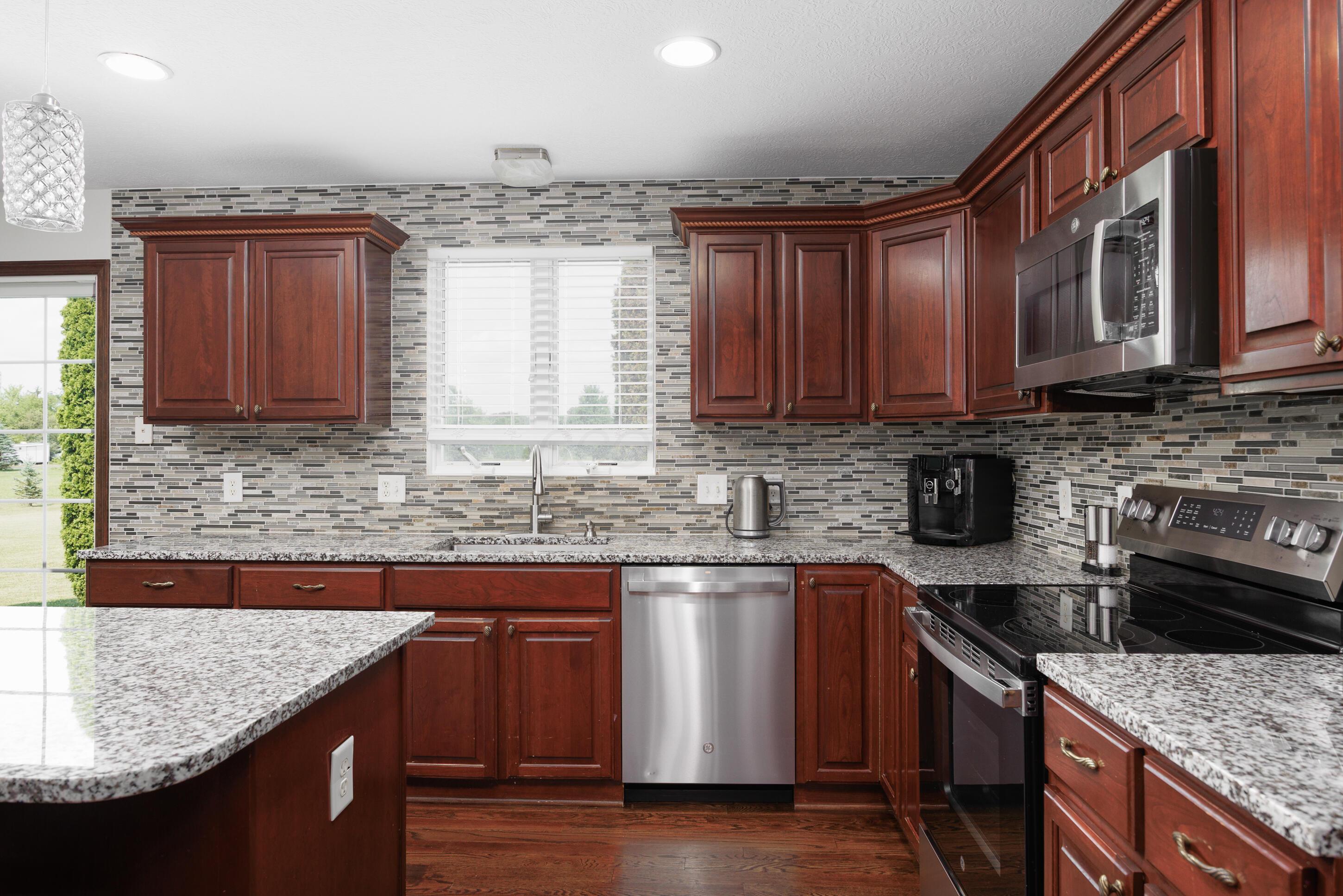 1472 Alton Road Galloway, OH 43119 - Photo 18 of 67 0714 1472 Alton Rd-14