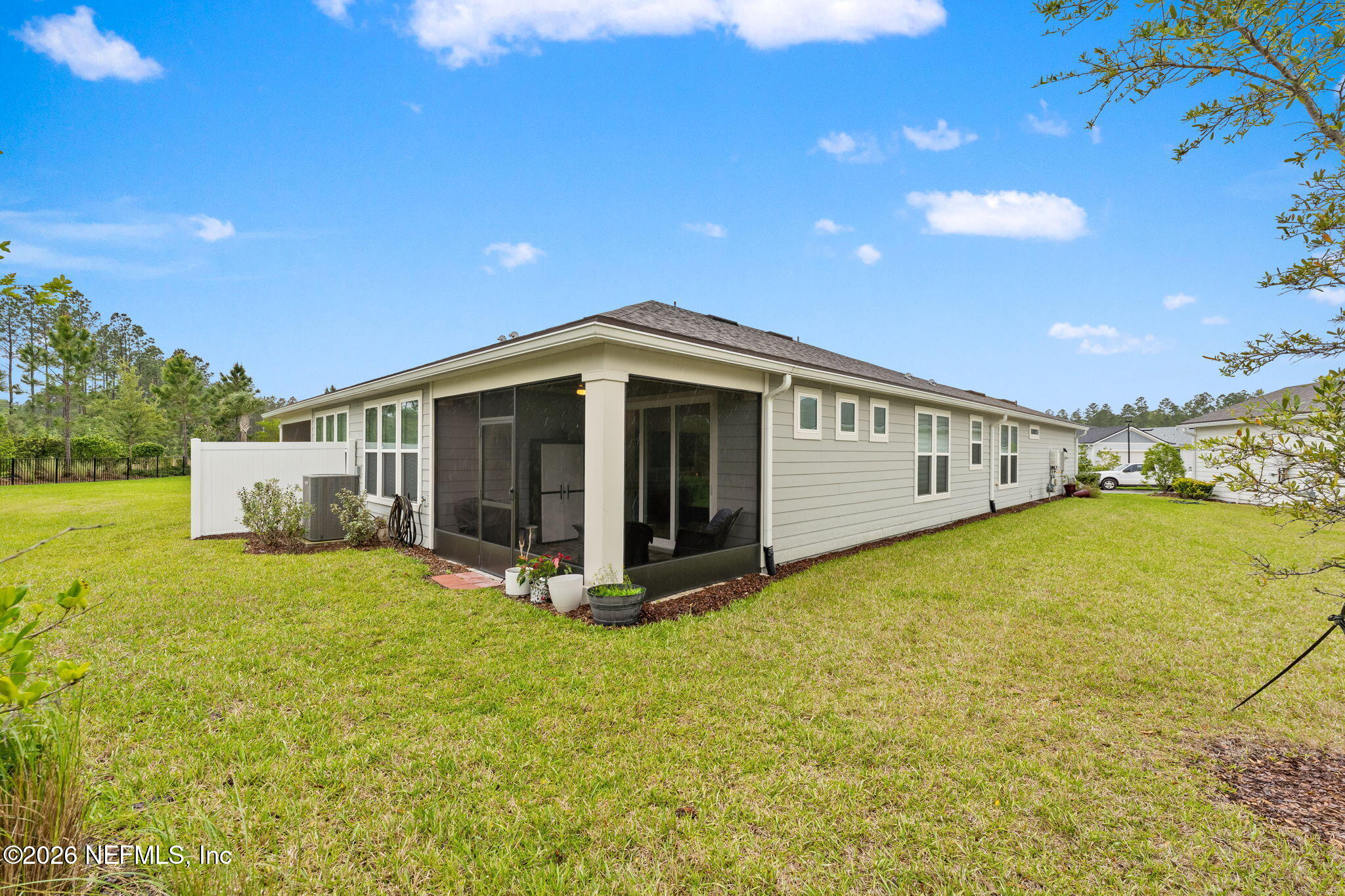 596 Jubilee Circle Yulee, FL 32097 - Photo 27 of 29 29-web-or-mls-DSC06236