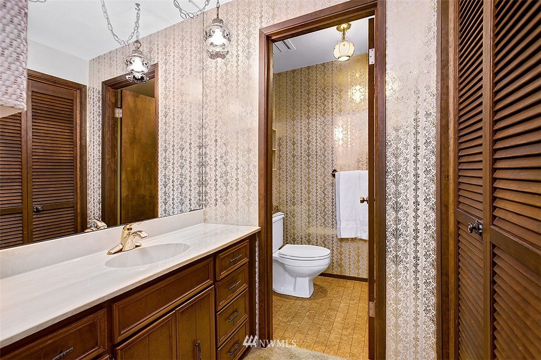 240-238 South Normandy Road Burien, WA 98148 - Photo 10 of 18 Gallery Image 10
