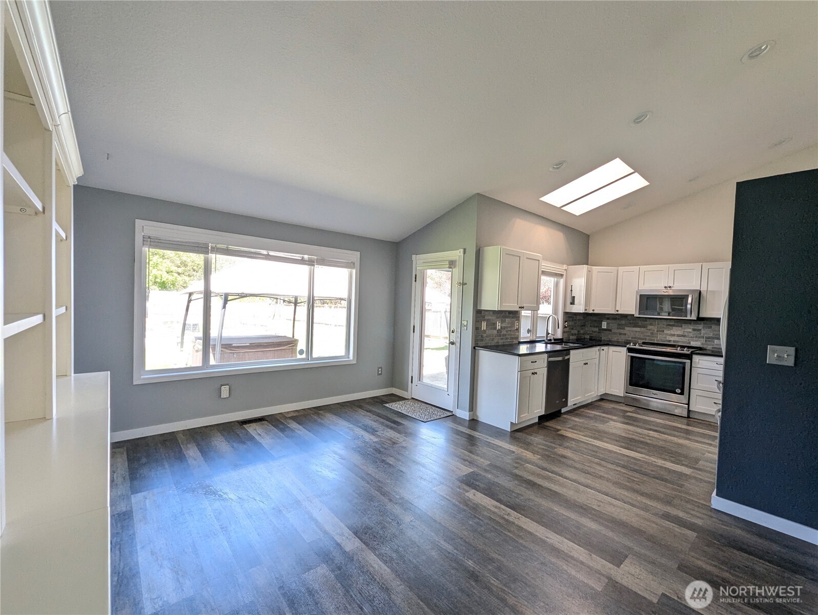 8928 Applegate Loop Southwest Rochester, WA 98579 - Photo 31 of 39 Gallery Image 31
