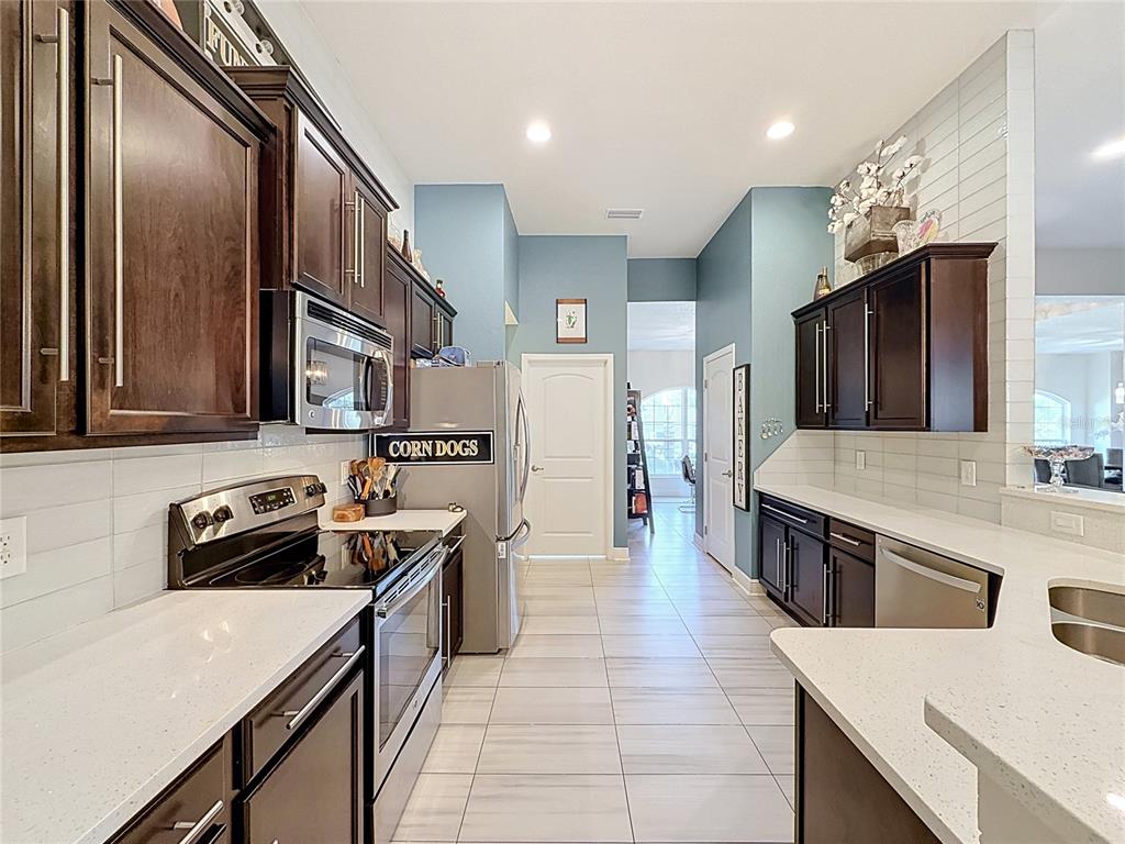 2408 Ring Road Spring Hill, FL 34609 - Photo 30 of 95