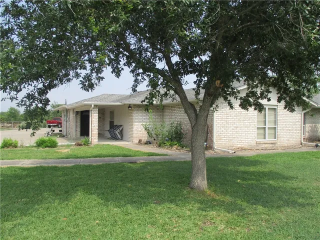 $3,500 | 3838 Floerke Road, Portland, TX 78374
