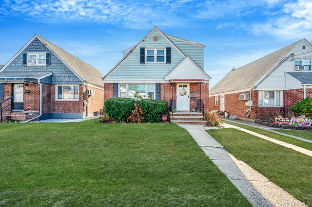 $929,000 | 34 Meyer Avenue, Valley Stream, NY 11580