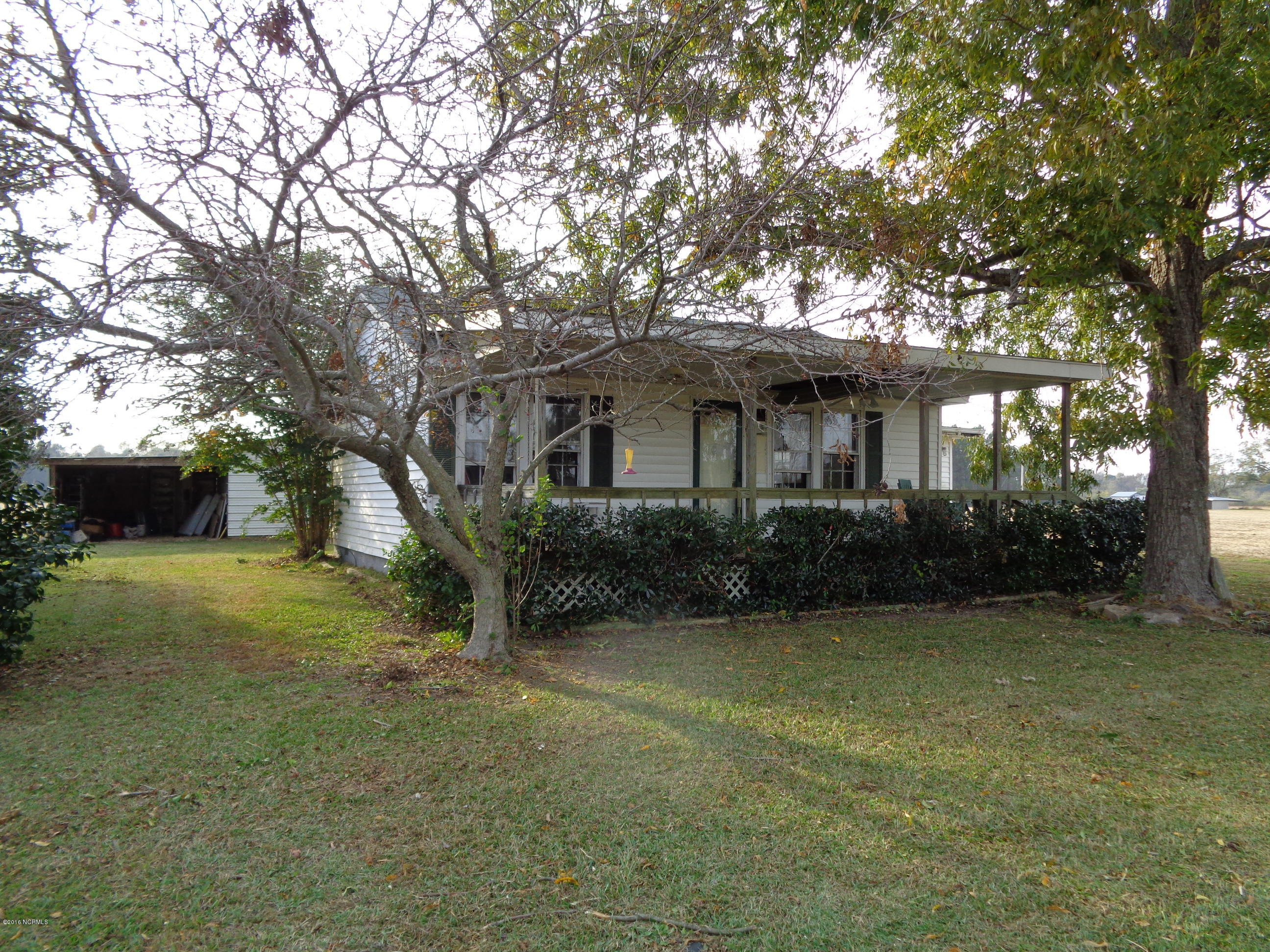 283 Clayton Road Princeton, NC 27569 - Photo 2 of 7 DSC01328