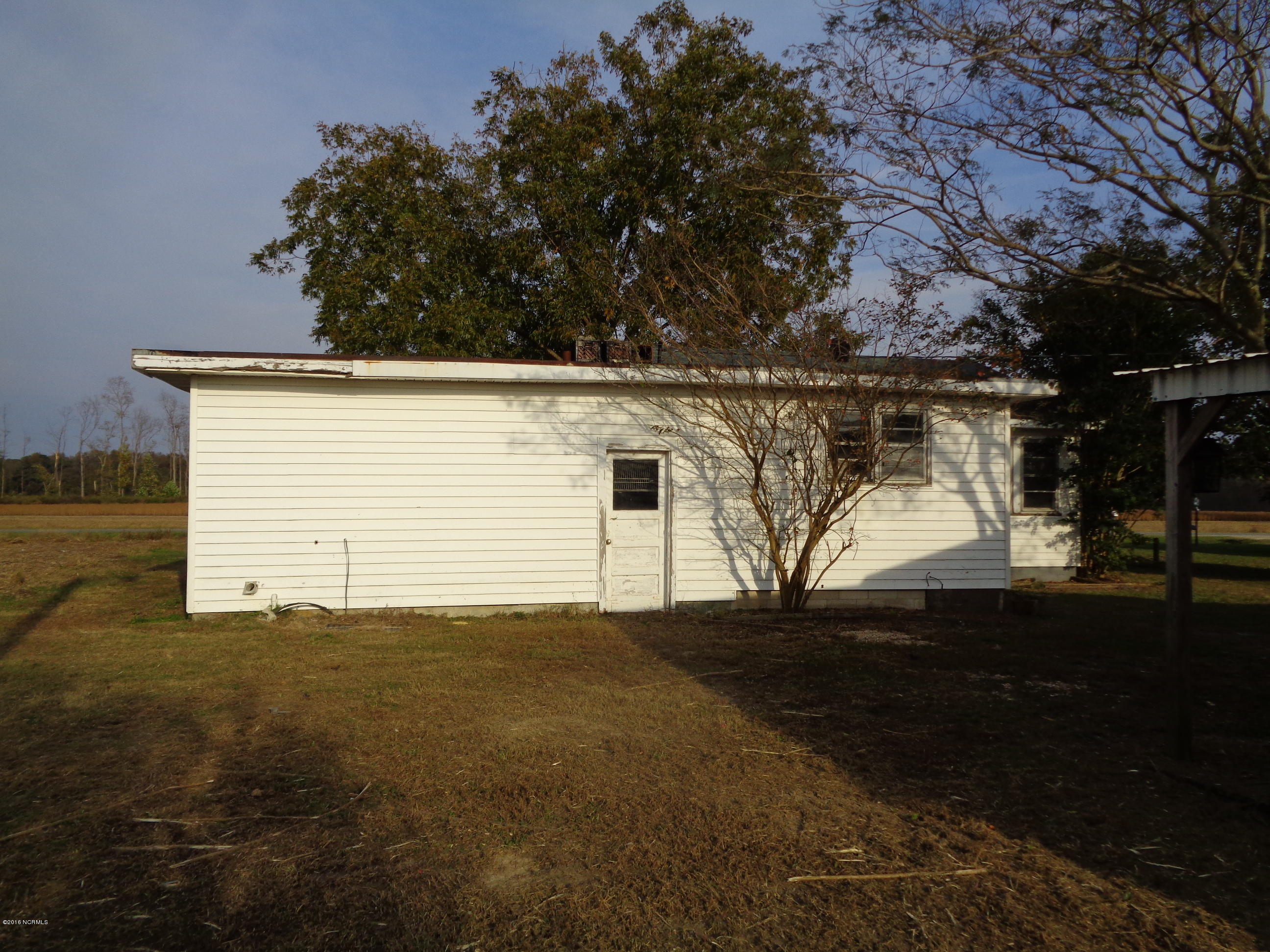 283 Clayton Road Princeton, NC 27569 - Photo 6 of 7 DSC01337