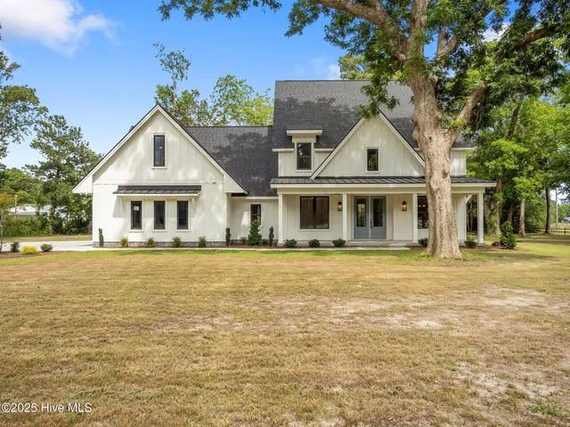 $1,212,900 | 104 Indian Trail, Beaufort, NC 28516