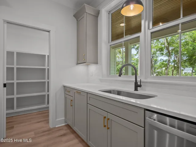 $1,212,900 | 104 Indian Trail, Beaufort, NC 28516