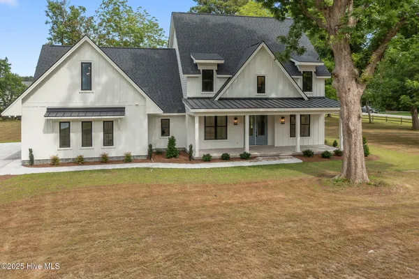 $1,212,900 | 104 Indian Trail, Beaufort, NC 28516