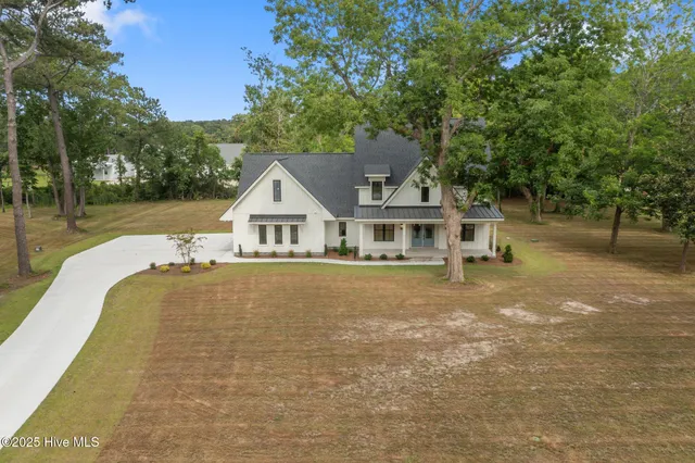 $1,212,900 | 104 Indian Trail, Beaufort, NC 28516