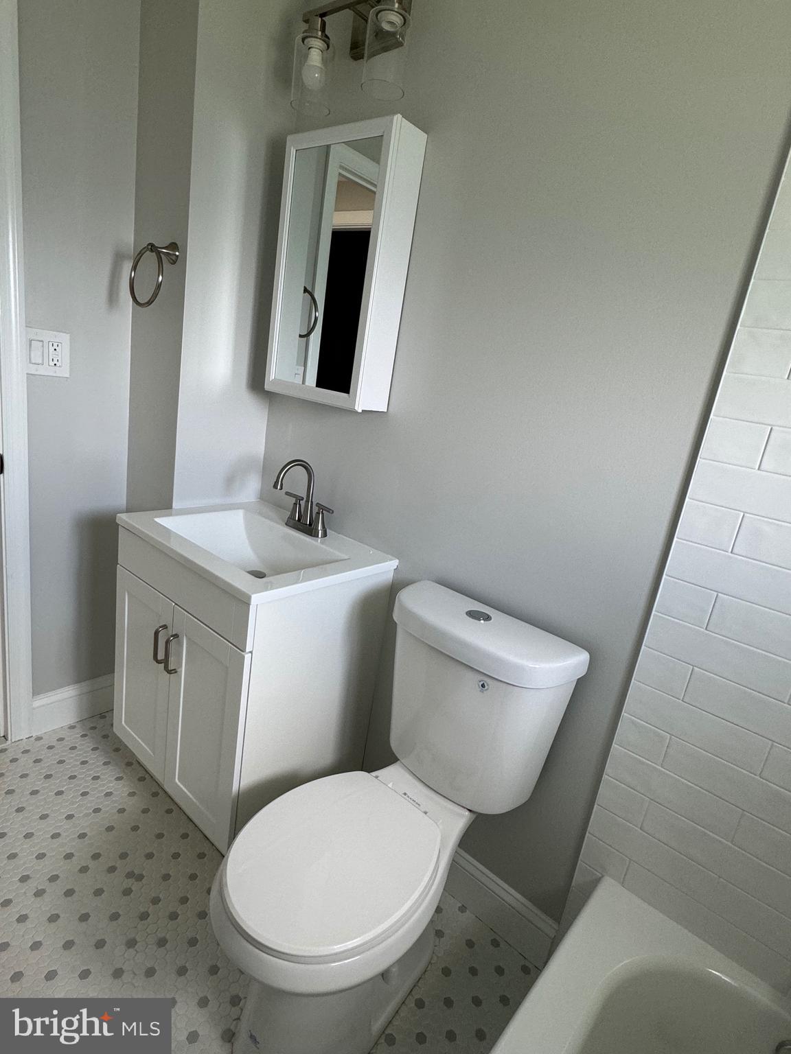 40 Tinsel Road Levittown, PA 19056 - Photo 18 of 25