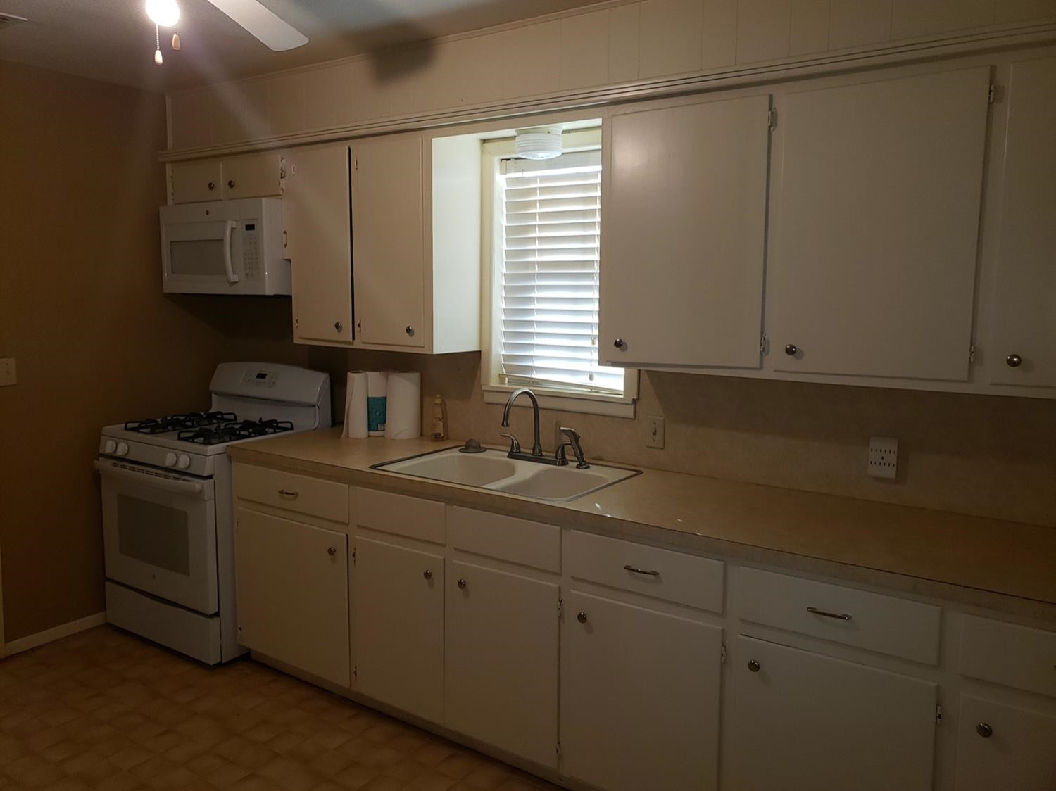 2828 Colgate Street Lubbock, TX 79415 - Photo 15 of 34 Photo 15