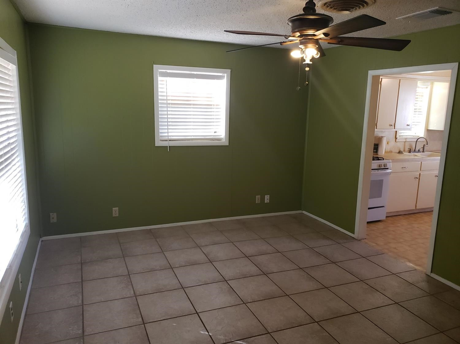 2828 Colgate Street Lubbock, TX 79415 - Photo 6 of 34 Photo 6