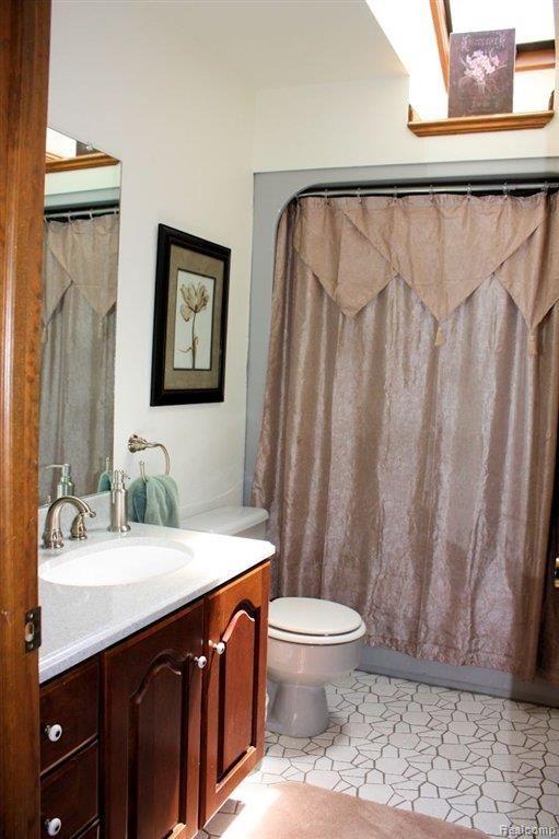 79343 Fisher Road Romeo, MI 48065 - Photo 17 of 23 2nd Bth.jpg