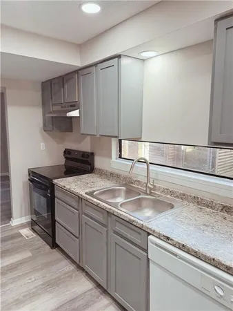 $2,055 | 2553 Terrace Trail, Decatur, GA 30035