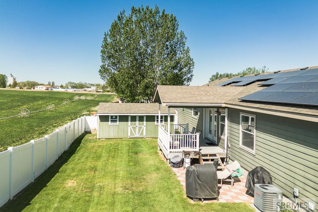 490 Snowflake Street American Falls, ID 83211 - Photo 8 of 43